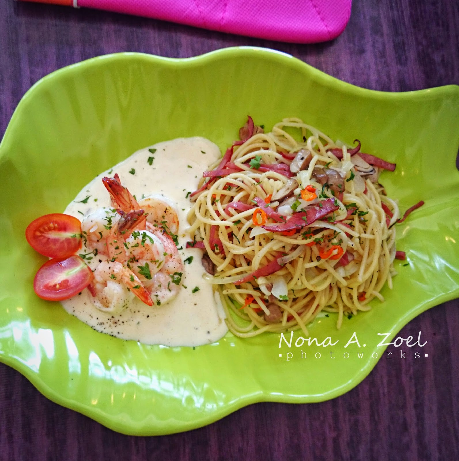 Upik Banun Asian Style Spaghetti with Shrimp Garlic and Butter Sauce