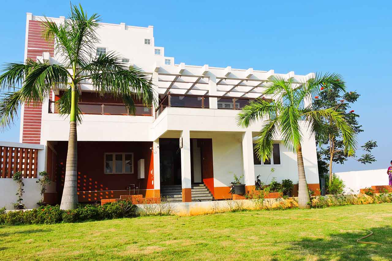 Springfield Beach House ECR EzeeStays ECR Beach House,Holiday