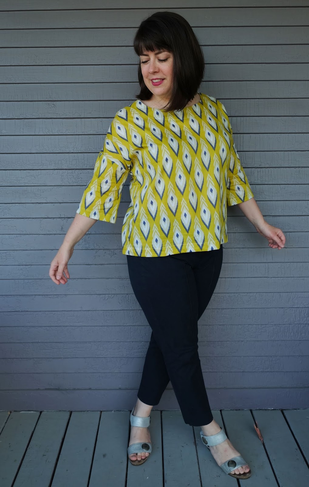 Cookin' & Craftin' The Avid Seamstress Drop Sleeve Top