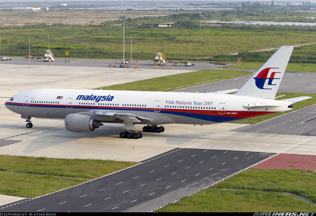 777 малайзия. B777-200er. Боинг 777 200 er Малайзия. Боинг 777 Малайзия Эйрлайнс. Боинг 777 300 Малайзия Эйрлайнс.
