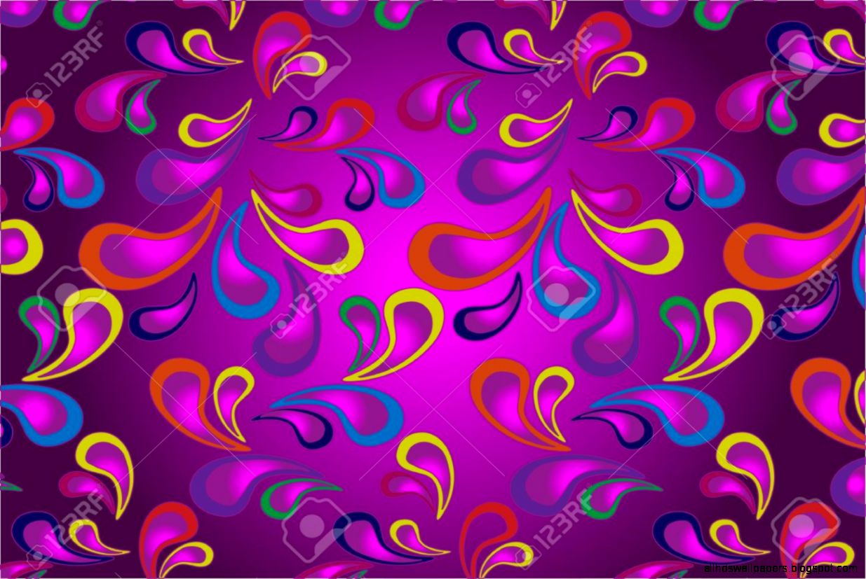 Variegated Paisley Pattern On A Dark Purple er