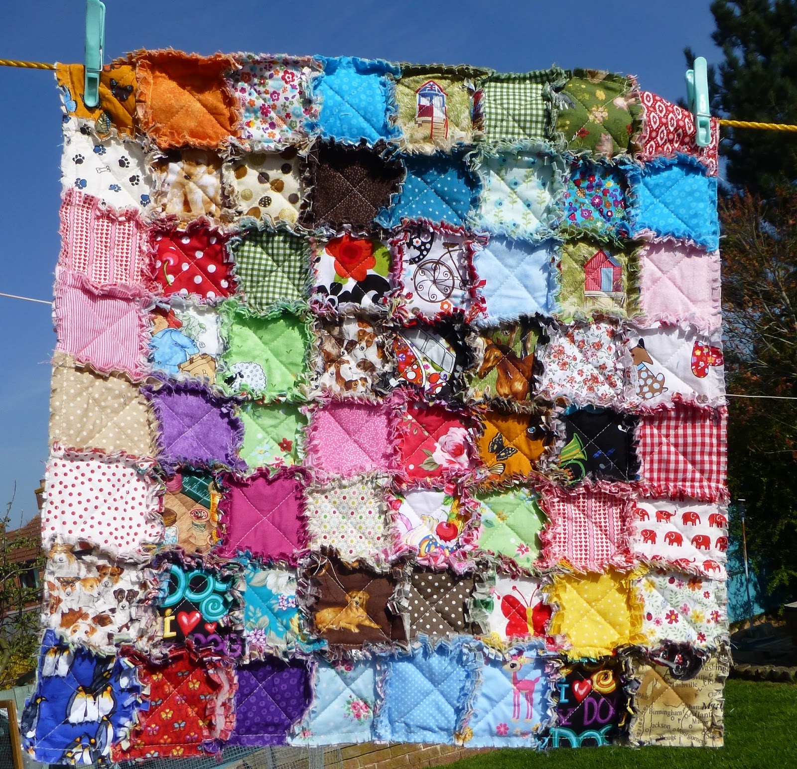 Susibee's Crafty Mess Raggy quilt