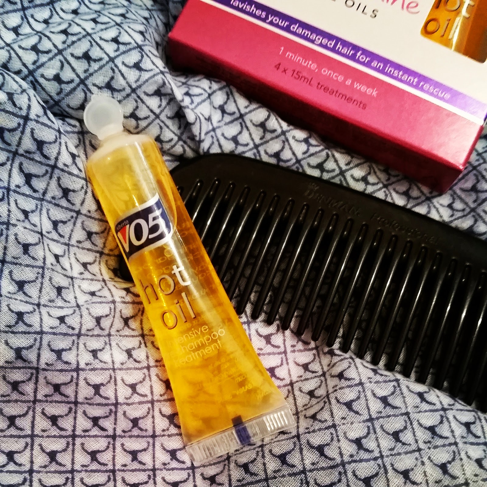 Likes and Love VO5 hot oil treatment for dry hair review
