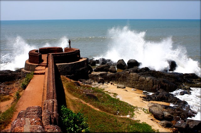 Bekal Fort Beach - A Scenic Seaside with a Wonderful Historic Fort