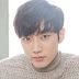 Jinyoung do B1A4 fala sobre relacionamentos no 'Two Men Show'