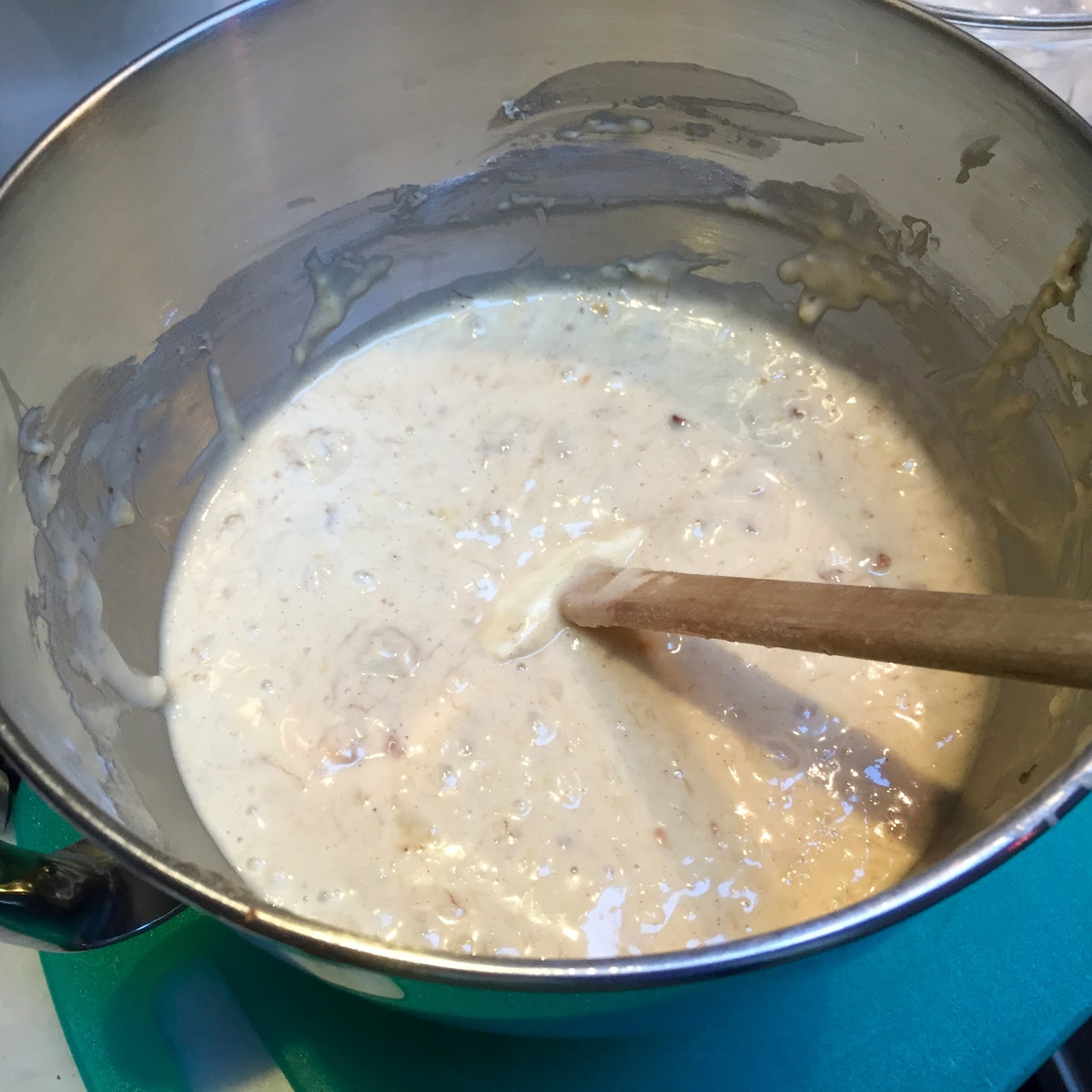 Joanne Chang’s Famous Banana Bread C H E W I N G T H E F A T