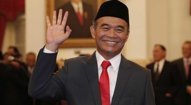 Mendengar Siswa Melaporkan Guru Karena Di Cubit, Menteri Pendidikan Mengaku Risih Mendengar Siswa Melaporkan Guru Karena Di Cubit, Menteri Pendidikan Mengaku Risih