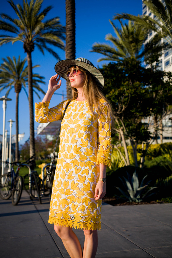 Outfit Anonyme dress in San Diego THE STYLING DUTCHMAN.