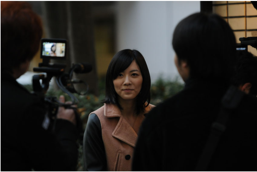くららがたったハナシ DOCUMENTARY OF AKB48 NO FLOWER WITHOUT RAIN 少女たちは涙の後に何を見 る