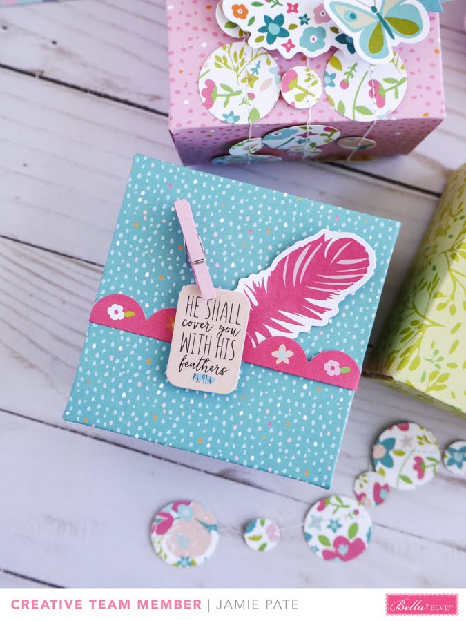 Make little box treats with Illustrated Faith Seeds of Faith by Jamie Pate  |  @jamiepate for @bellablvd