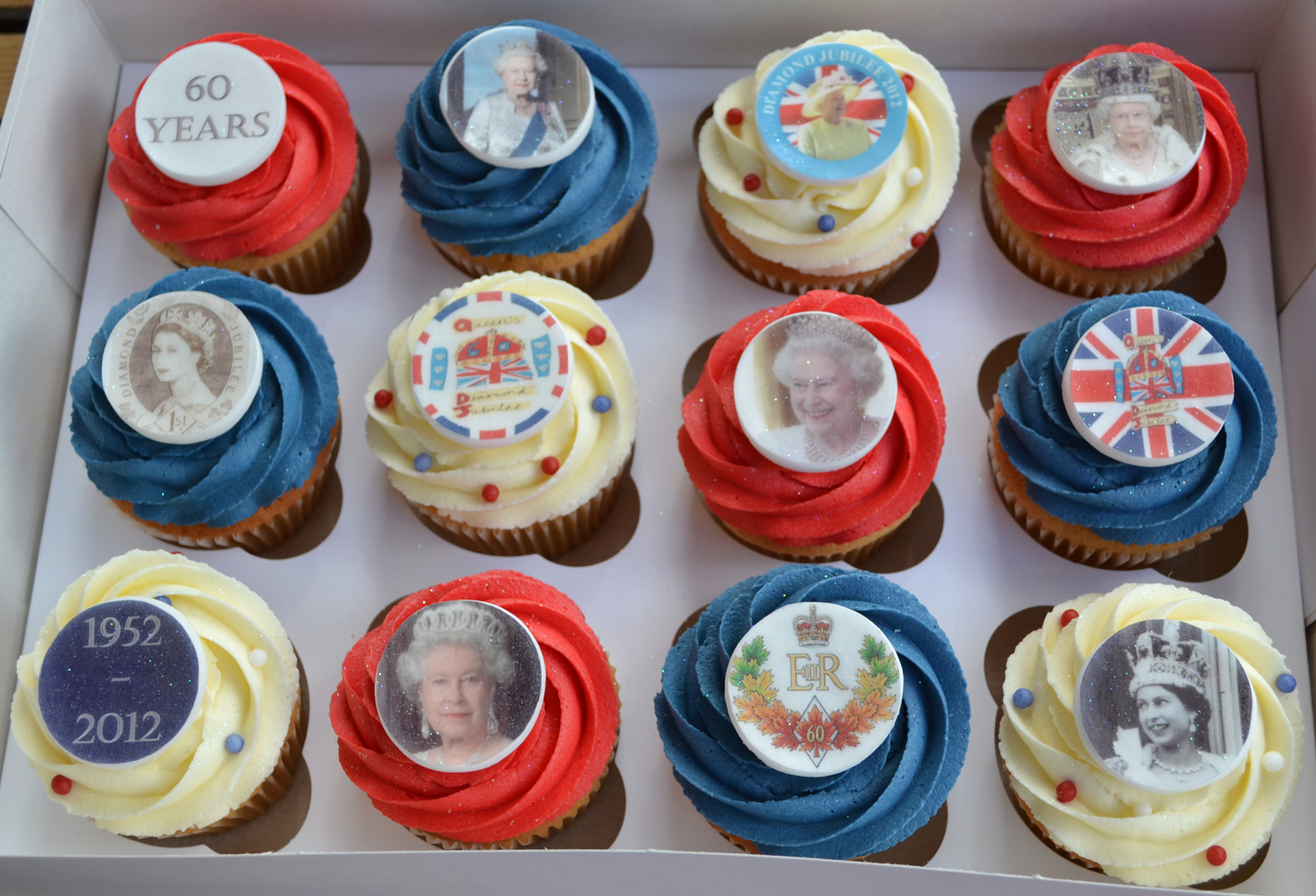 Little Paper Cakes The Queen's Jubilee Cupcake gift box