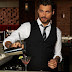 How To Order Your Drink From A Bartender (12 Pics)