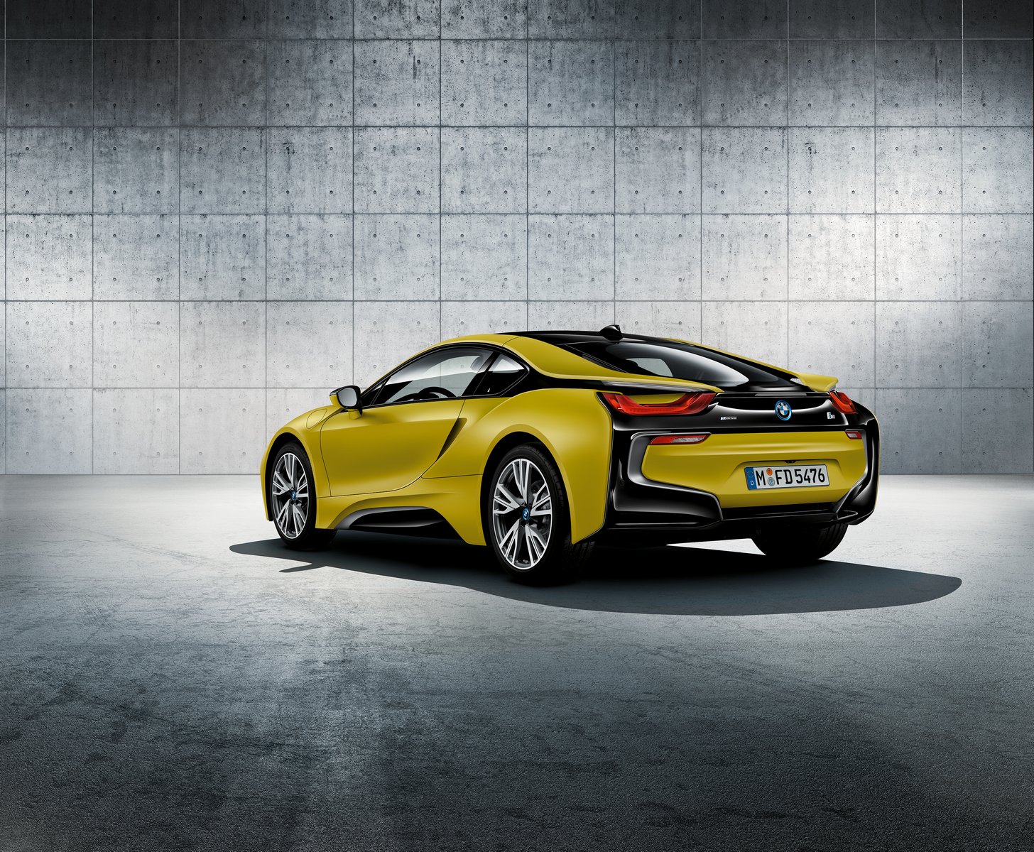 BMW i8 Protonic Frozen Yellow Edition Unveiled Ahead Of ...