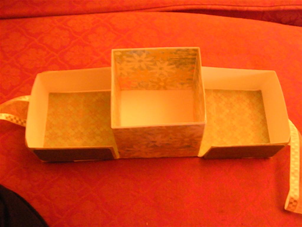Crafting for Fun.. Origami Box with Lid, made out of one piece of