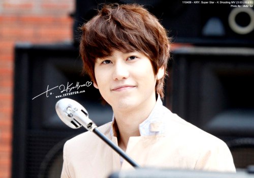 Warm smile from Kyu
