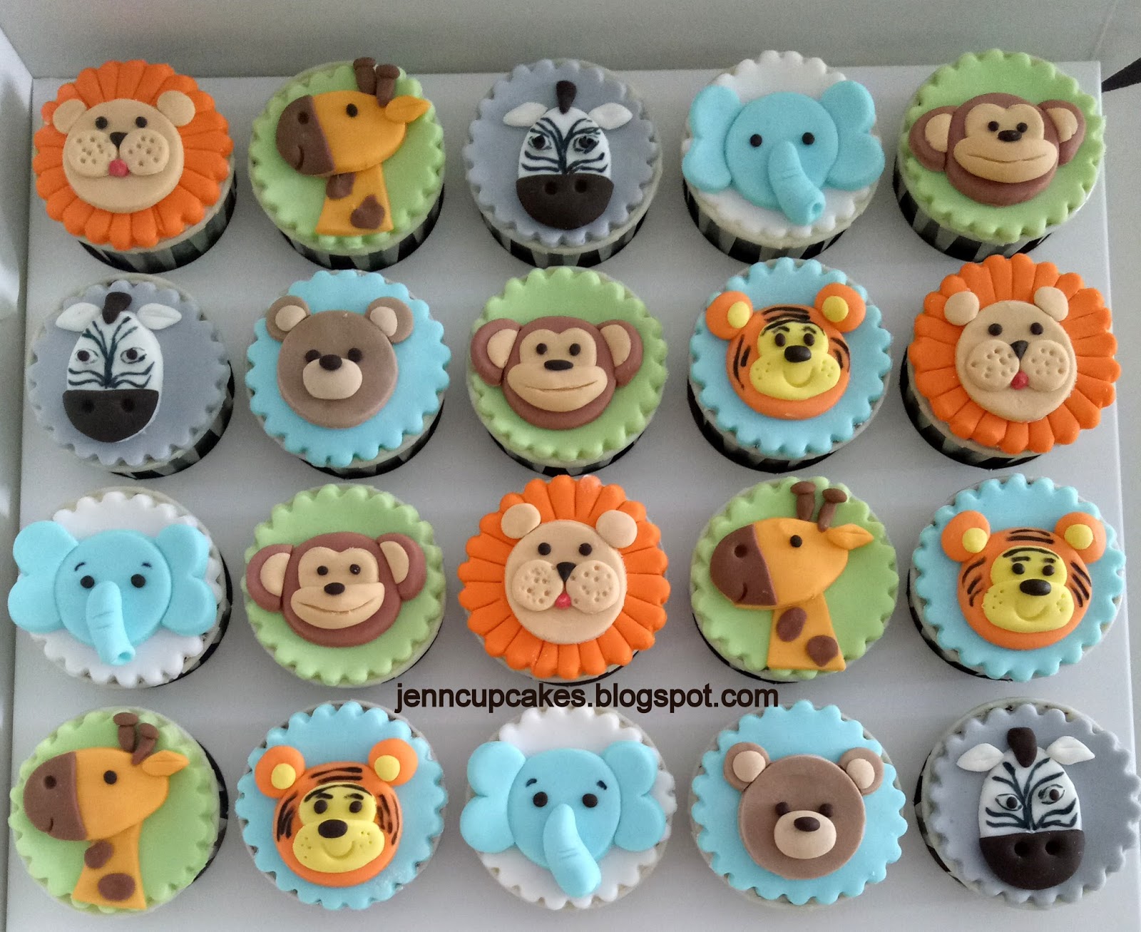 Jenn Cupcakes & Muffins Jungle Animals Cupcakes