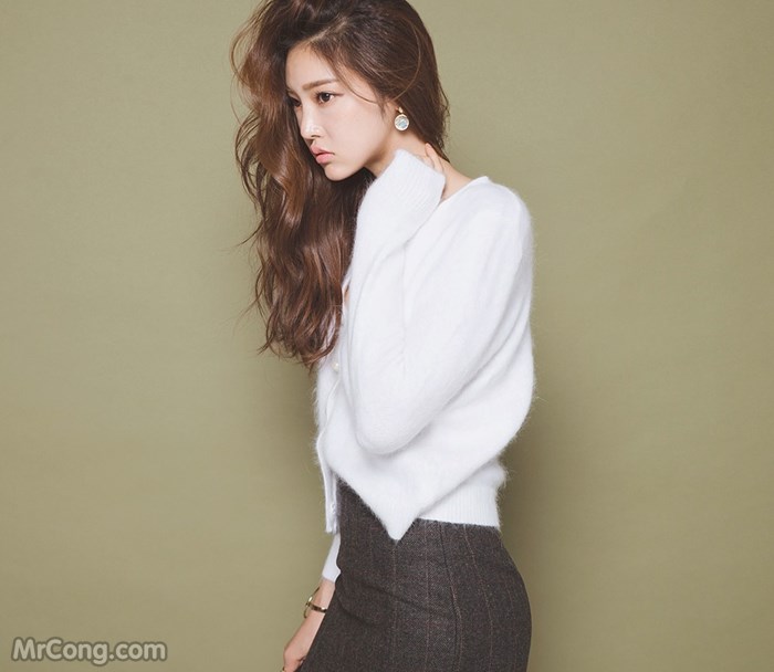 Beautiful Park Jung Yoon in the October 2016 fashion photo shoot (723 photos)