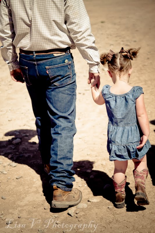 Lisa V. Photography: Cowboy boots, dresses, horses & little girls ...