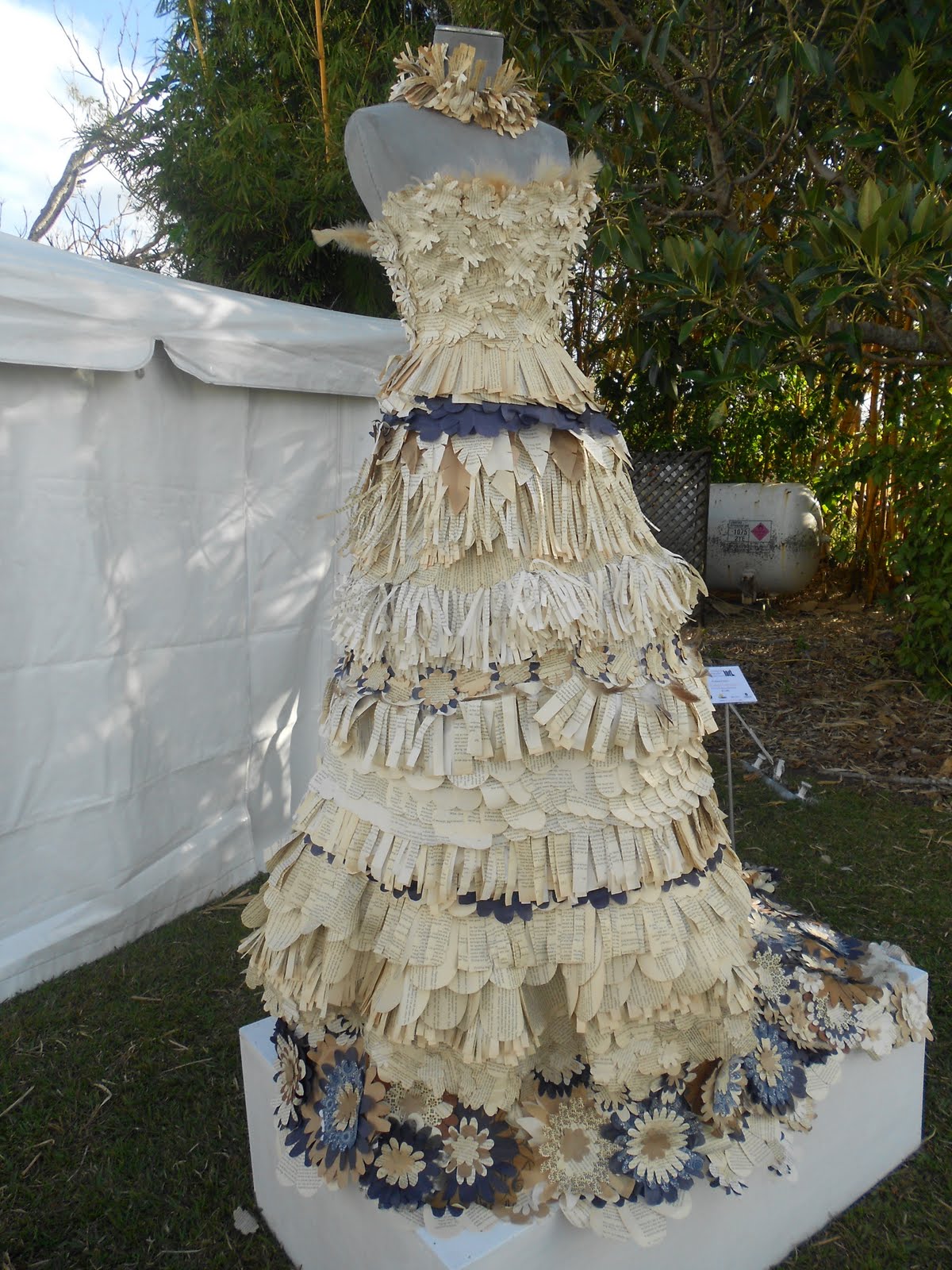 Back to the castle: Researching paper dresses