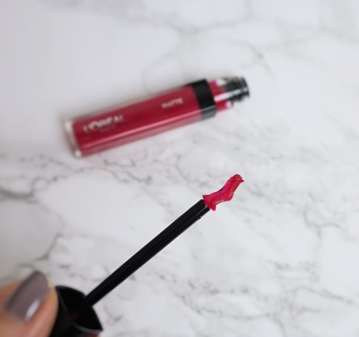 L'Oreal Infallible Mega Gloss The Bigger The Better swatch