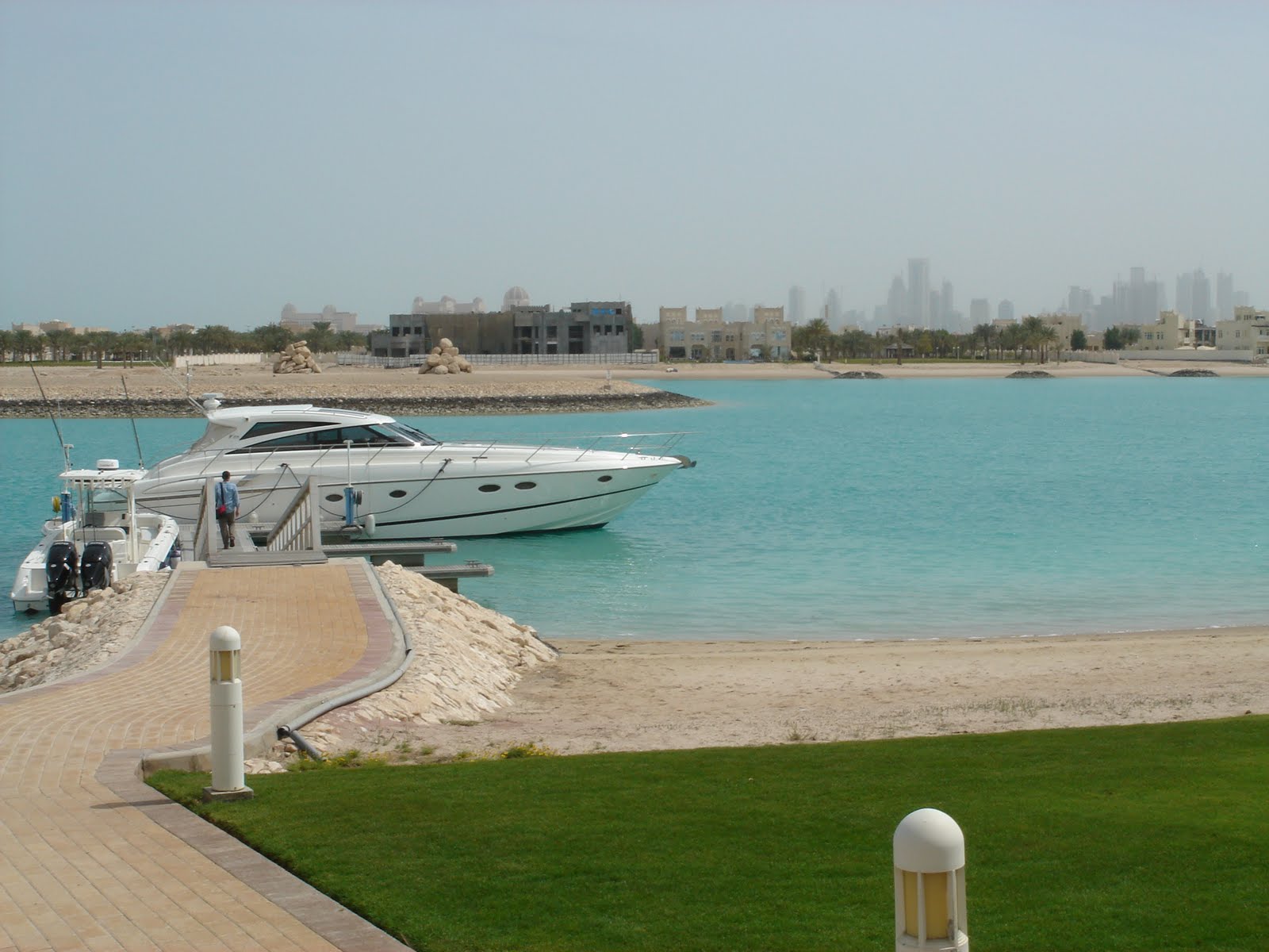 The Next Chapter, Doha, Qatar Doha Garden Tour Residence 4