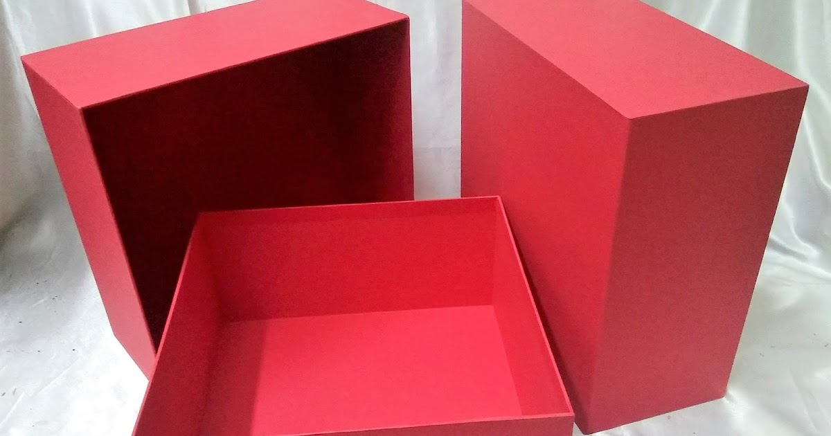 Singapore Gift Boxes Red alert !!! A big square box to play with.