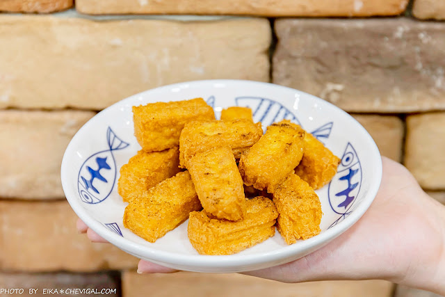 饗炸炸物食堂北屯總店新開幕！獨門醬料蒜香好涮嘴，炸湯圓、炸皮蛋、炸湯翅超人氣！