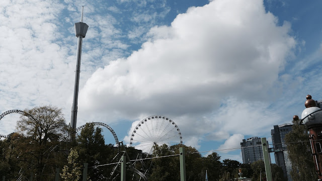 Photo of Atmosfear Drop Tower, Helix Roller Coaster and Ferris Wheel at Liseberg