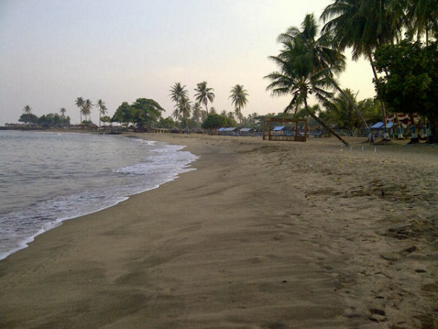 Pantai di Banten Banten adalah salah satu provinsi yang mempunyai perkembangan lumayan pesat Pantai di Banten