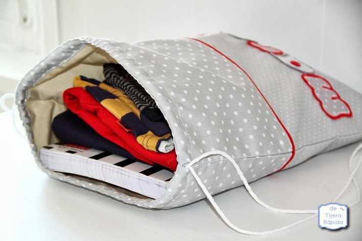 Mochila guarderia rojo