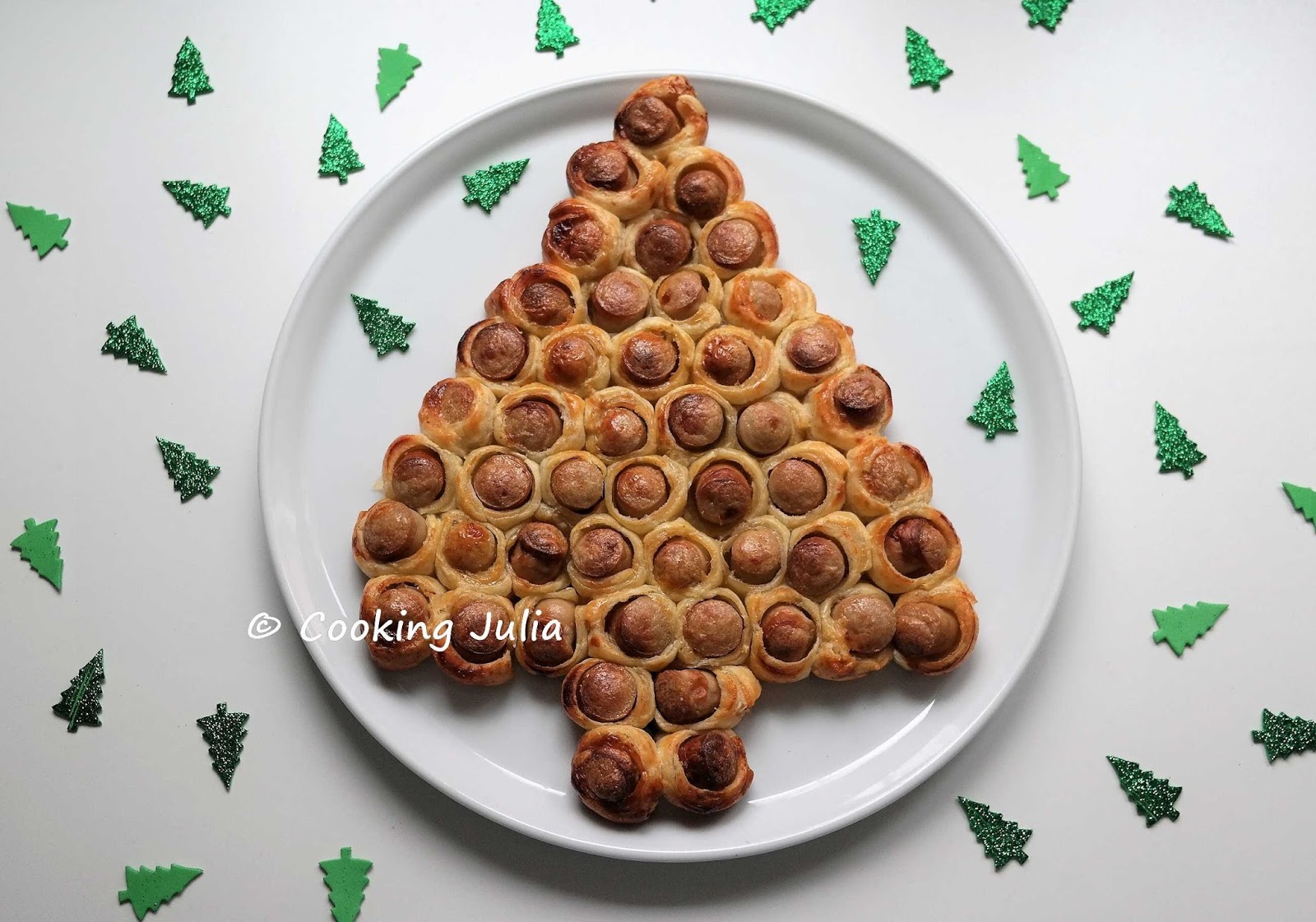 Sapin De Noel Feuilleté Saucisse COOKING JULIA : SAPIN FEUILLETÉ AUX MINI-BOUDINS BLANCS
