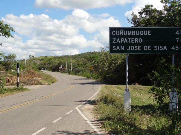 Consejera de El Dorado supervisa trabajos de rehabilitación de la carretera San José de Sisa-Cuñumb