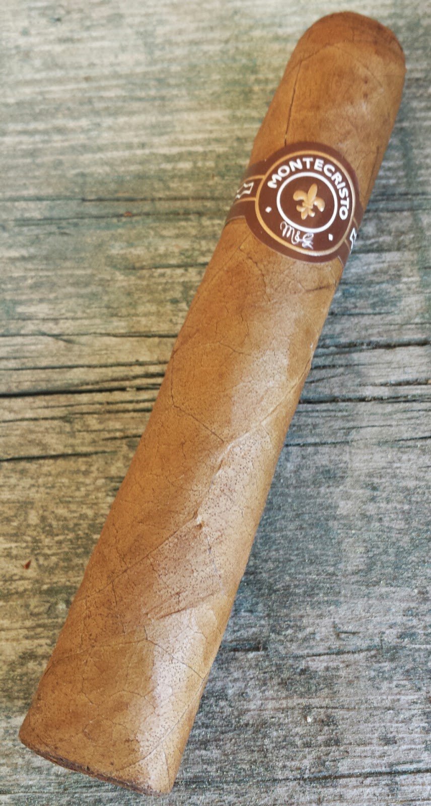 Montecristo Classic Robusto cigar