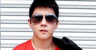 Vadim black gay massage - naxreut