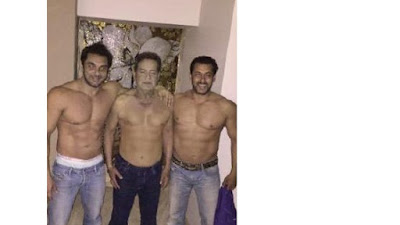 सलमान खान ट्वीट तस्वीर फादर्स डे के दिन सलमान खान ने पिता सलीम खान के साथ की एक तस्वीर अपने ट्वीटर अकांउट पर ट्वीट की। जिसमें पिता के साथ सोहेल खान भी हैं.
