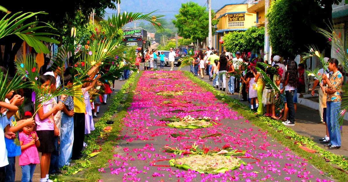 Tradiciones de El Salvador SEMANA SANTA EN EL SALVADOR