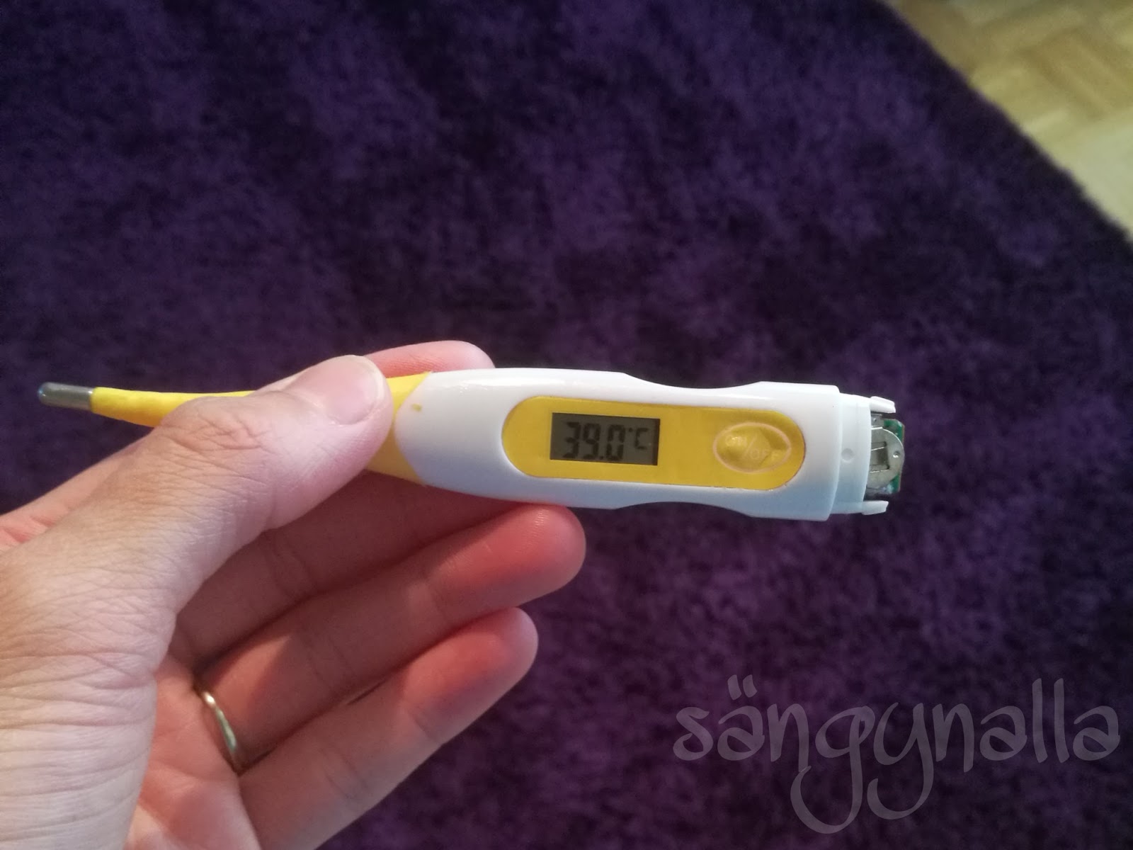 Juhannus kuumeessa Sängyn alla