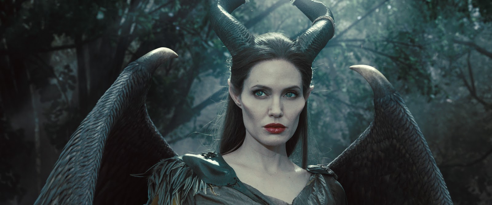 Gambar Maleficent Animasi Bergerak Walt Disney Angelina Jolie Movie 