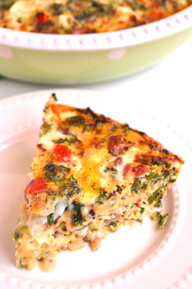 Bacon, Potato and Vegetable Egg Bake is simple to make and is full of flavor for a delicious and satisfying breakfast or brunch that your whole family will love! www.nutritionistreviews.com