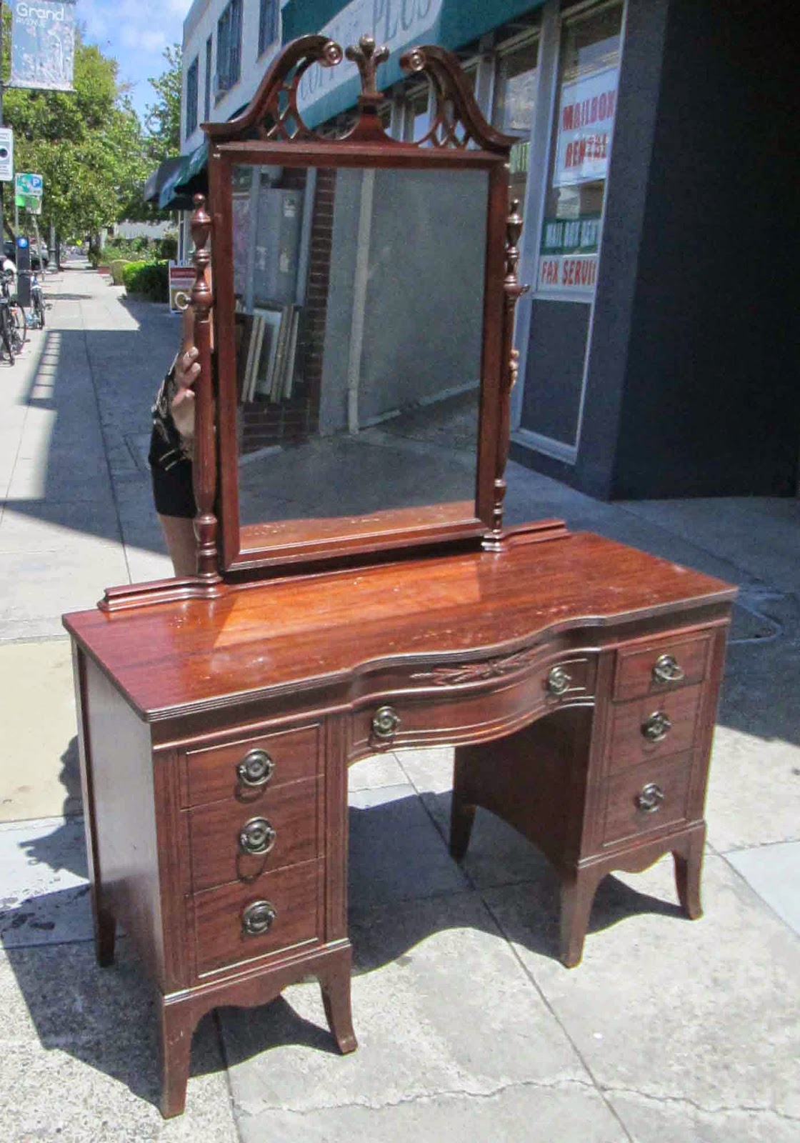 UHURU FURNITURE & COLLECTIBLES SOLD Mahogany Vanity with Beautiful