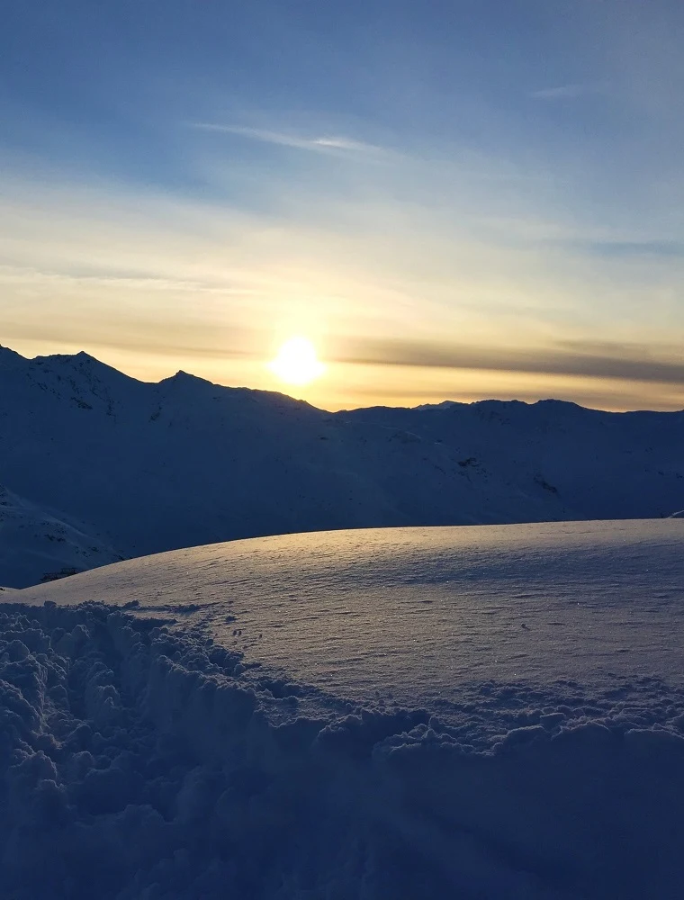 Sunset, skiing at Val Thorens - ski holiday in the French Alps - travel blog