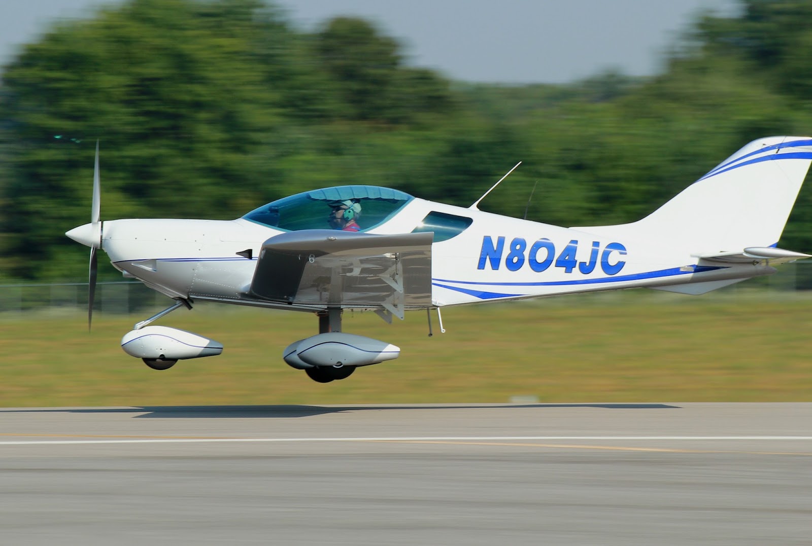 The Aero Experience Variety of Light Sport Aircraft Displayed at Plane