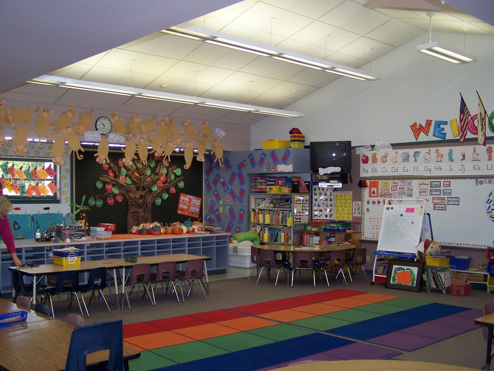 Views from the Highway Tutor THE ORCHARD OWLS OF ORCHARD ELEMENTARY