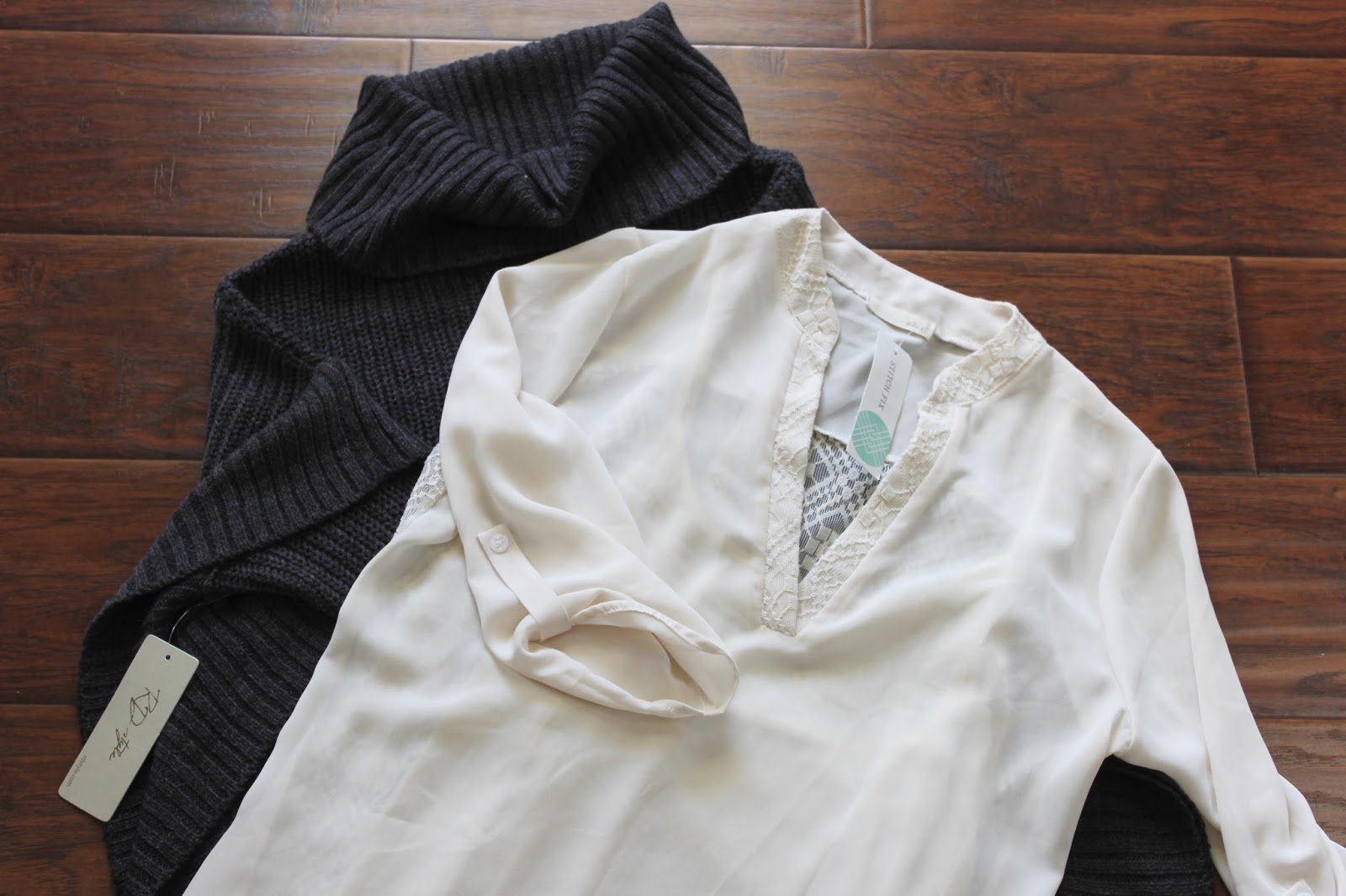 The Yellow Cape Cod: What Was In This Month's Stitch Fix Box