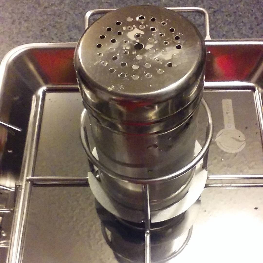 Mimi Loves All 8 Beer Can Chicken by Cave Tools Review