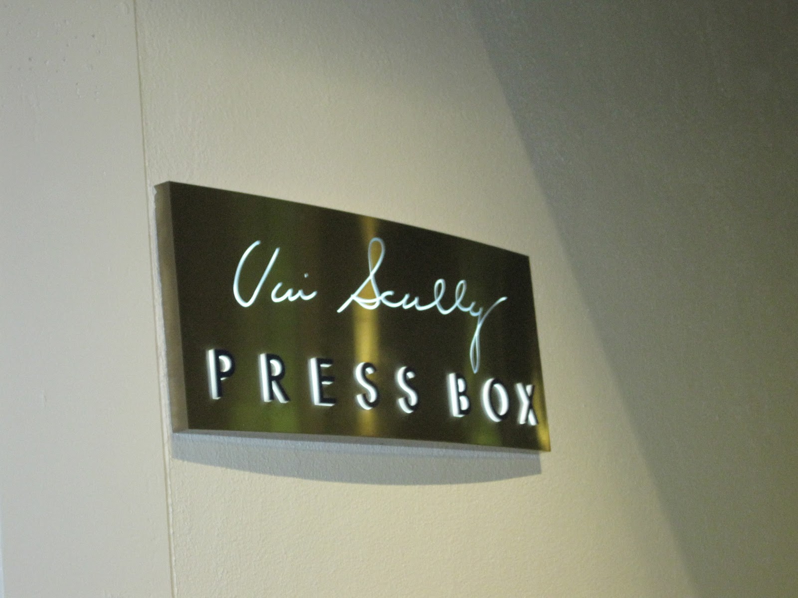 David's Autograph Signings: Dodgers vs Marlins Viva Los Dodgers/Tornado