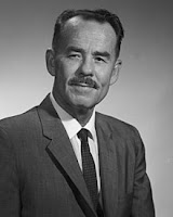  ia menemukan beberapa unsur transuranium Stanley Gerald Thompson - Penemu Unsur Transuranium