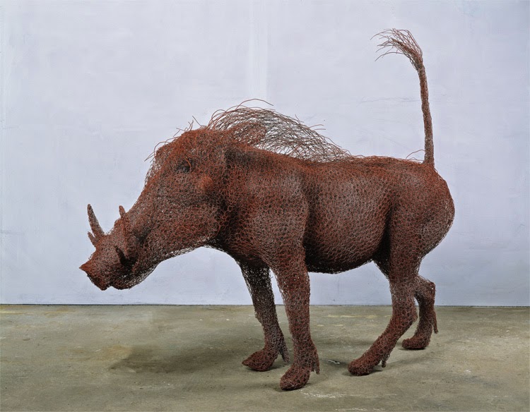 15-Warthog-Kendra-Haste-Galvanised-Wire-Animal-Sculptures-www-designstack-co