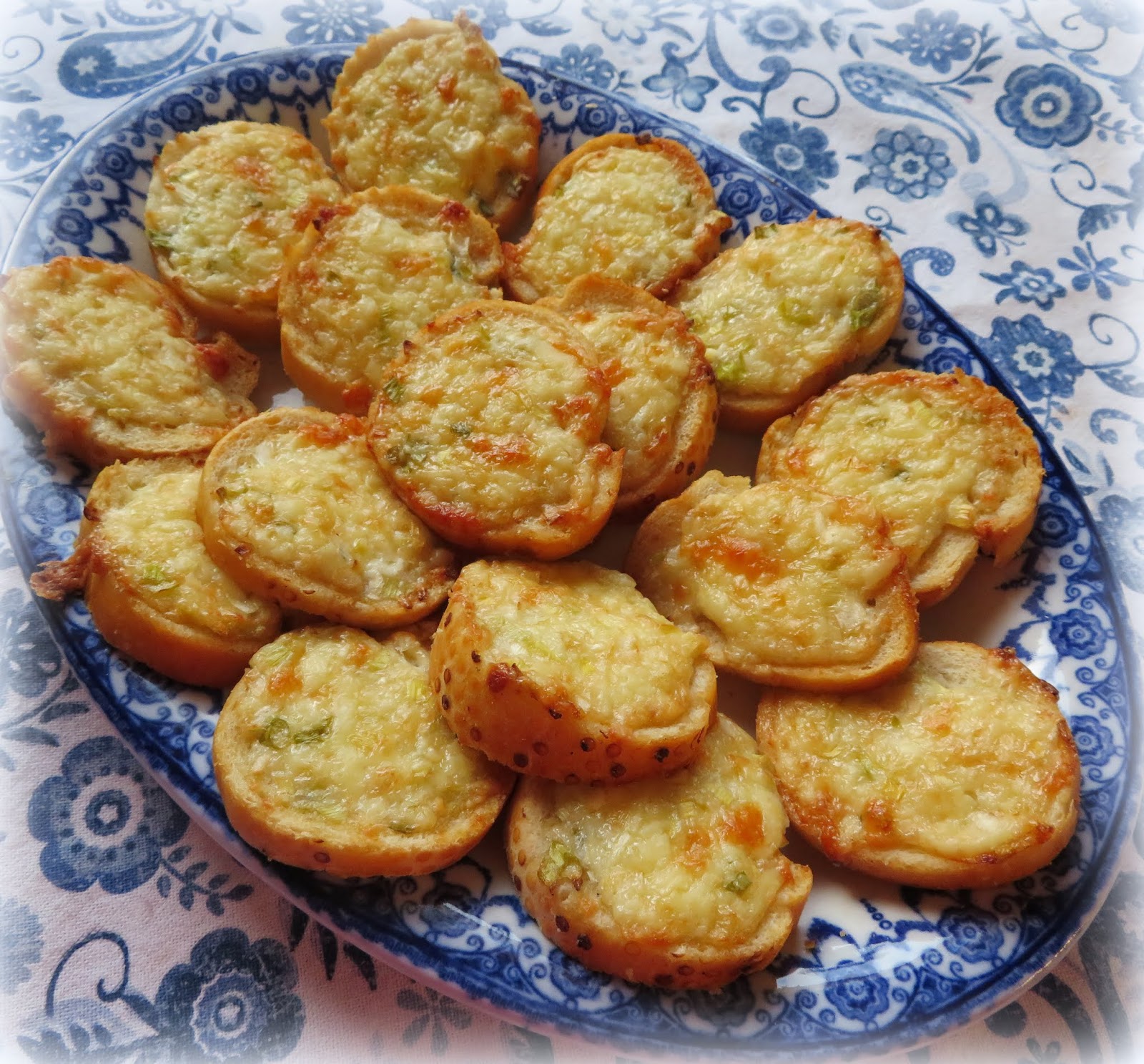 Toasted Cheese Rounds The English Kitchen