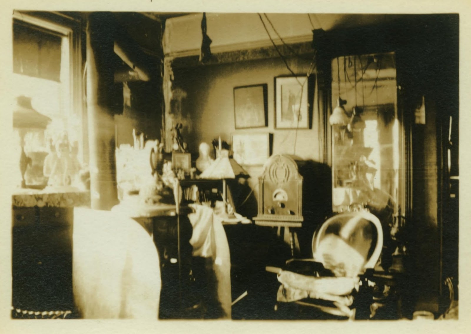 Amherst Girl Walter Hubbell, Ghost Buster or Gullible Believer.